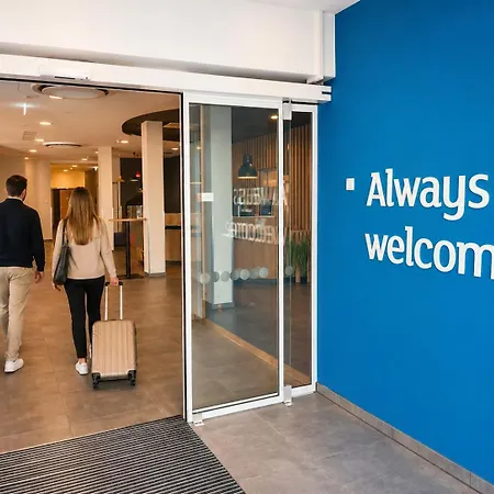 Express Munich Airport - By Ihg 호텔 에르딩
