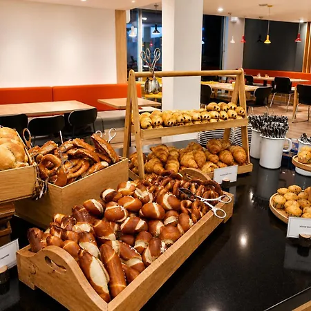 호텔 Express Munich Airport - By Ihg