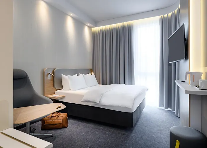 Express Munich Airport - By Ihg מלון ארדינג