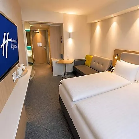 Express Munich Airport - By Ihg فندق