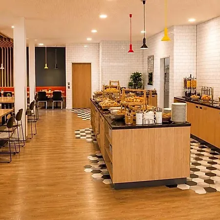 Express Munich Airport - By Ihg ايردينغ
