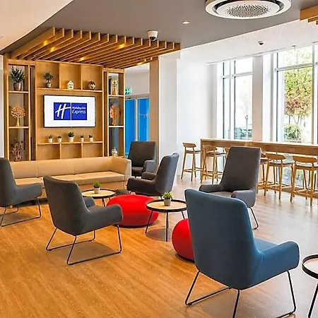 فندق Express Munich Airport - By Ihg