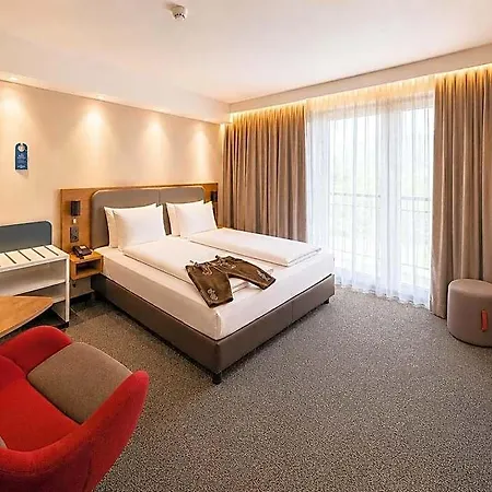Express Munich Airport - By Ihg فندق ايردينغ